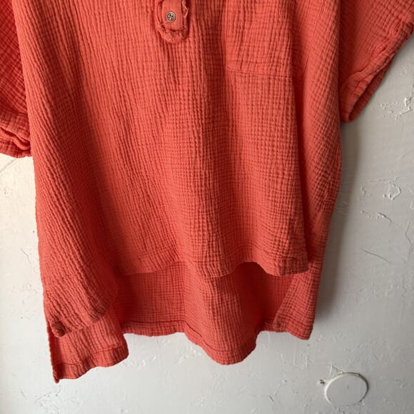 Freckled Poppy Shirt Womens Medium Coral Pink Gauze Textured Pocket Button Top - Picture 3 of 9